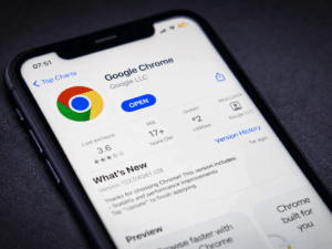 Google Chrome lataa käyttäjien laitteille salaa 4 Gt:n Gemini Nano -tekoälymallin ilman käyttäjien suostumusta
